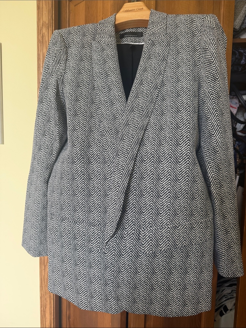 White House Black Market Black & White Herringbone Blazer